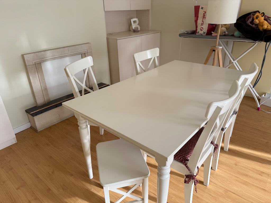 Table IKEA ingatorp extensible avec chaises et tabourets, Maison & Meubles, Enlèvement