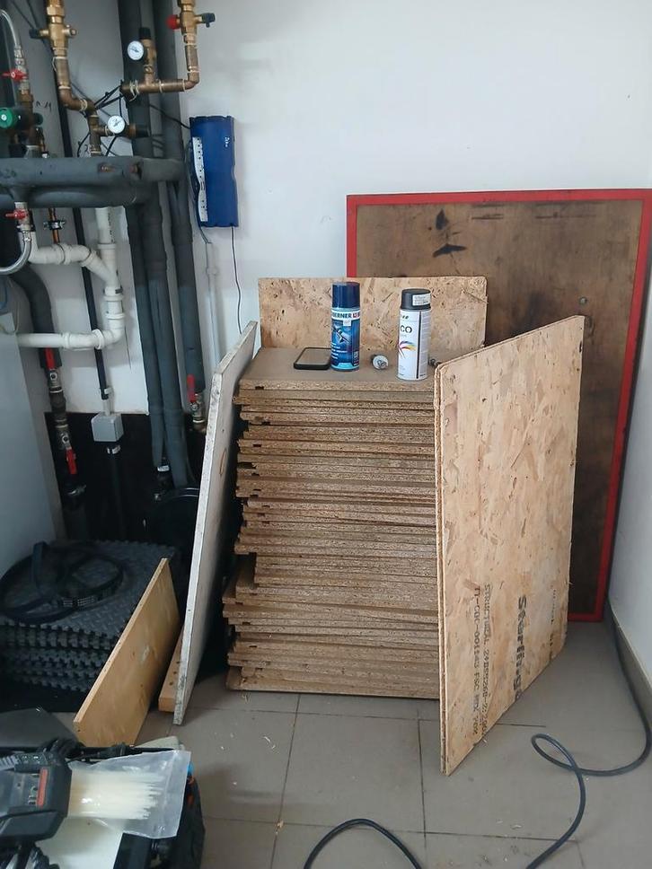 Houten planken GRATIS, Huis en Inrichting, Woonaccessoires | Kamerschermen, Ophalen