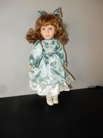 nr.565 - Porseleinen pop I, Enlèvement ou Envoi, Poupée