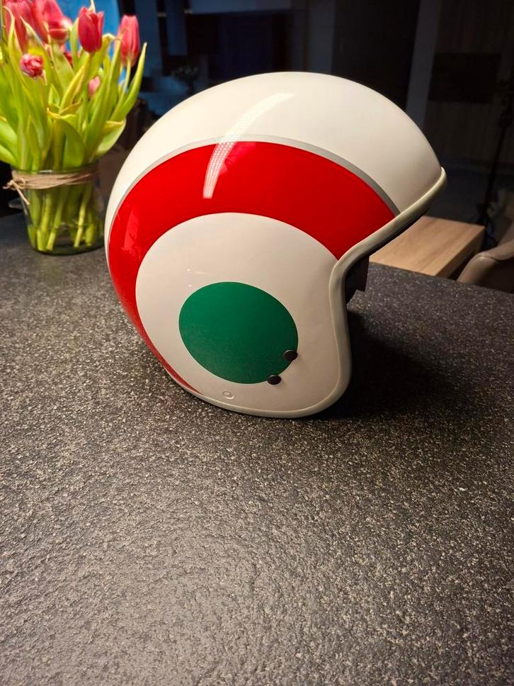 Nieuwe helm Vespa, Fietsen en Brommers, Brommerhelmen, Nieuw, Large, Ophalen