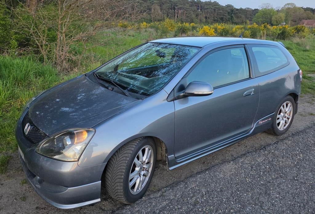 Te koop:Honda Civic 1.4benzine/Bwj 2005-237000km gekeurd vvk, Auto's, Seat, Particulier, Centrale vergrendeling, Radio, Automaat