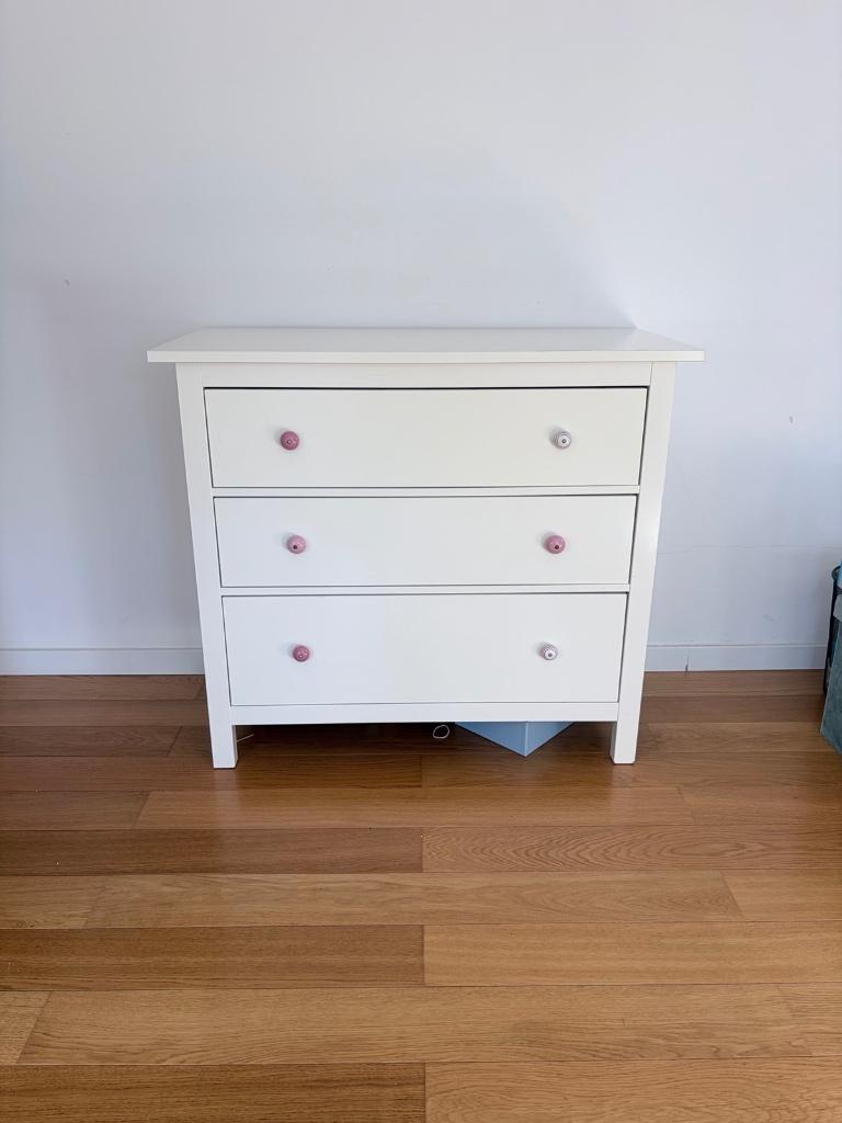 Commode Ikea Hemnes, Maison & Meubles, Armoires | Commodes, 3 ou 4 tiroirs, 25 à 50 cm, Moins de 100 cm, 100 à 150 cm