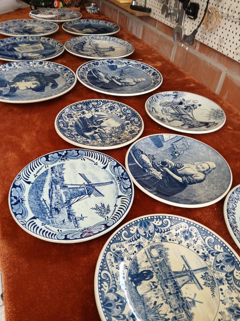 13 assiettes murales Blue Holland de Delft, Antiquités & Art, Enlèvement