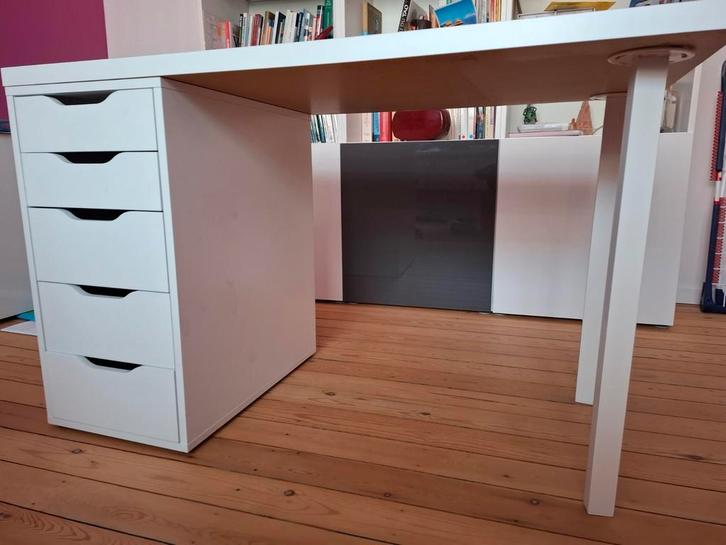 Bureau IKEA blanc 120x60 avec tiroirs et modulable G/D, Maison & Meubles, Bureaux, IKEA, Blanc, Avec tiroirs, Enlèvement