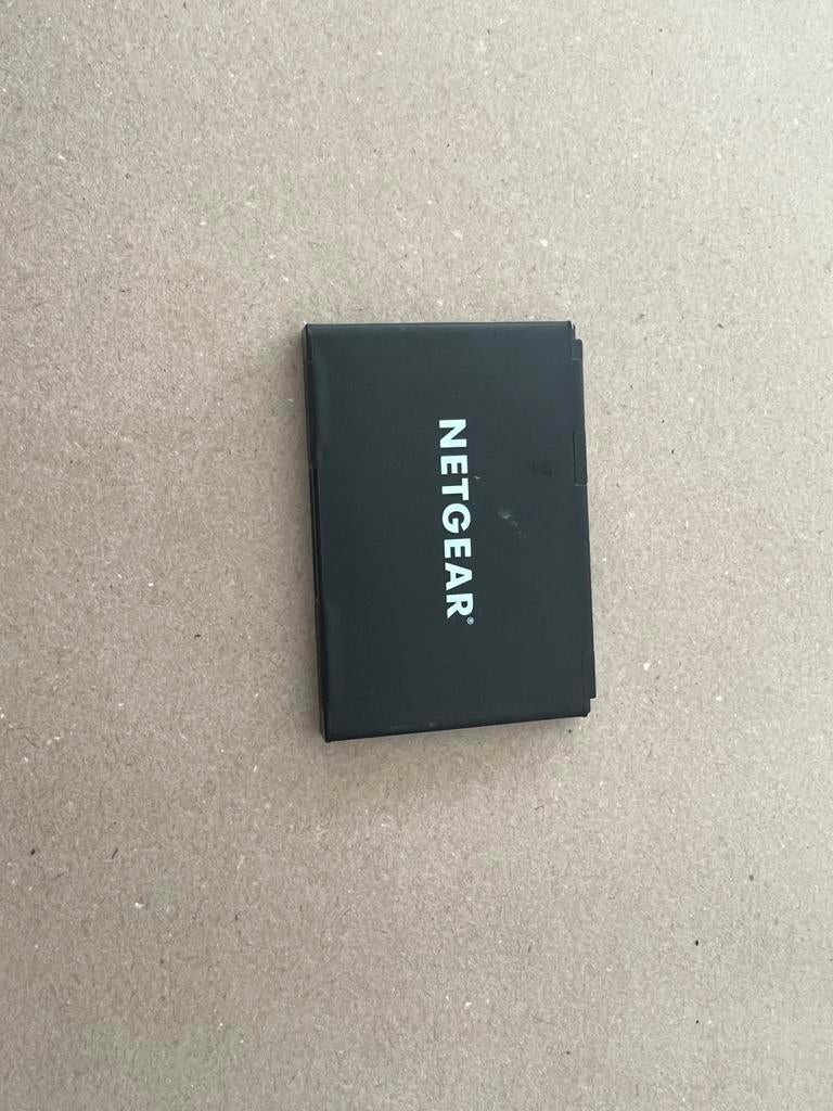 Netgear aircard, Computers en Software, Geheugenkaartlezers, Ophalen, Zo goed als nieuw