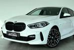 BMW 1 Serie 118 iA FULL PACKM-COCKPIT-CARPLAY-CAMERA-JANTES1, Auto's, BMW, Automaat, 1 Reeks, Wit, Bedrijf