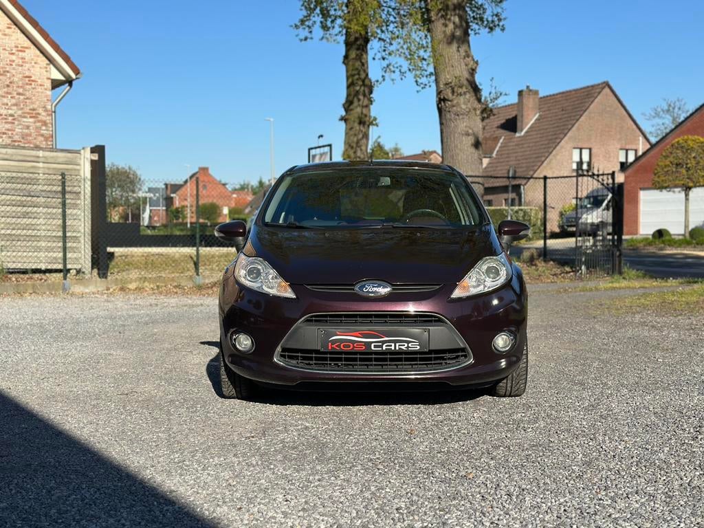 Ford Fiesta/1.6Tdci/2011/Titanium/1J Garantie, Voorwielaandrijving, Euro 5, Zwart, Leder