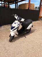 Piaggio Zip 2takt 70cc, Fietsen en Brommers, Scooters | Piaggio, Ophalen, Tweetakt, Zo goed als nieuw, 70 cc