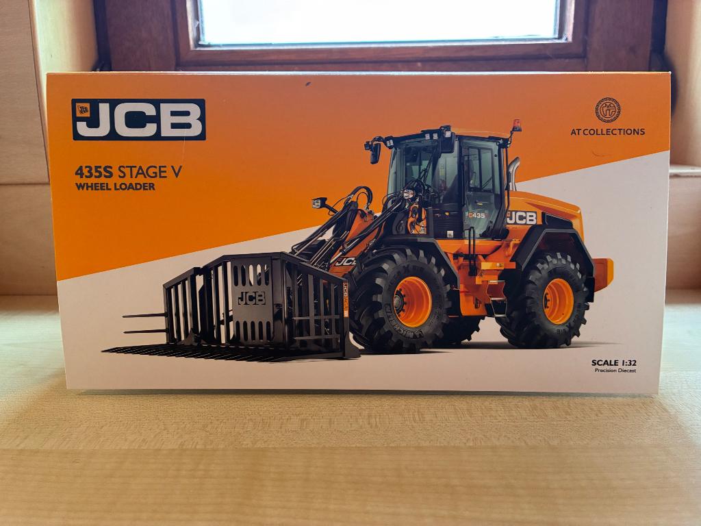 AT collection JCB 435S, Hobby & Loisirs créatifs, Voitures miniatures | 1:32, Enlèvement ou Envoi, Neuf, Tracteur et Agriculture