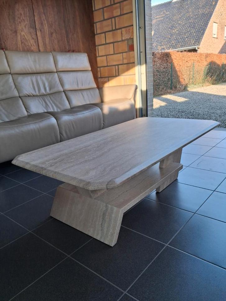 Table basse en travertin massif. Excellent état !, Maison & Meubles, Tables | Tables de salon, Enlèvement