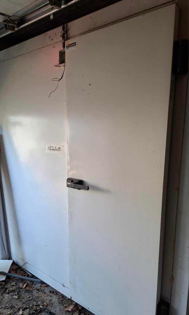 Diepvriescel met koelmotor werkend, Zakelijke goederen, Ophalen