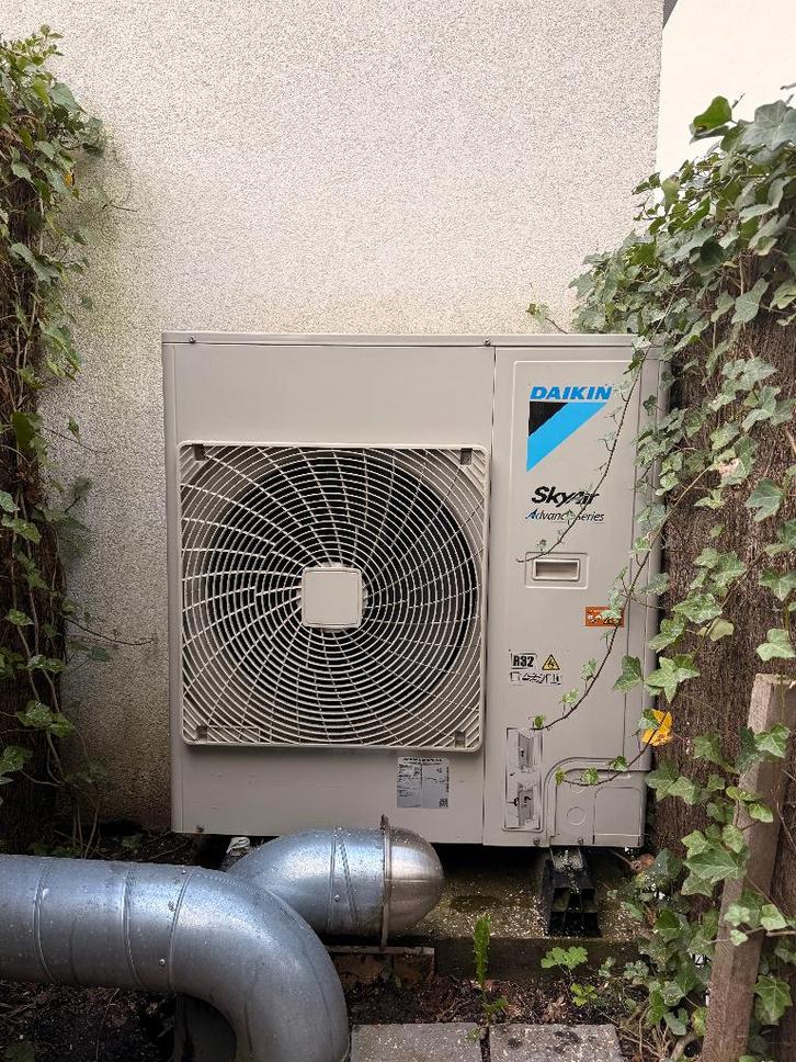 Daikin Sky Air FHA125AVEB - Système climatisation réversible, Electroménager, Climatiseurs, Utilisé, Climatisation murale, 100 m³ ou plus grand