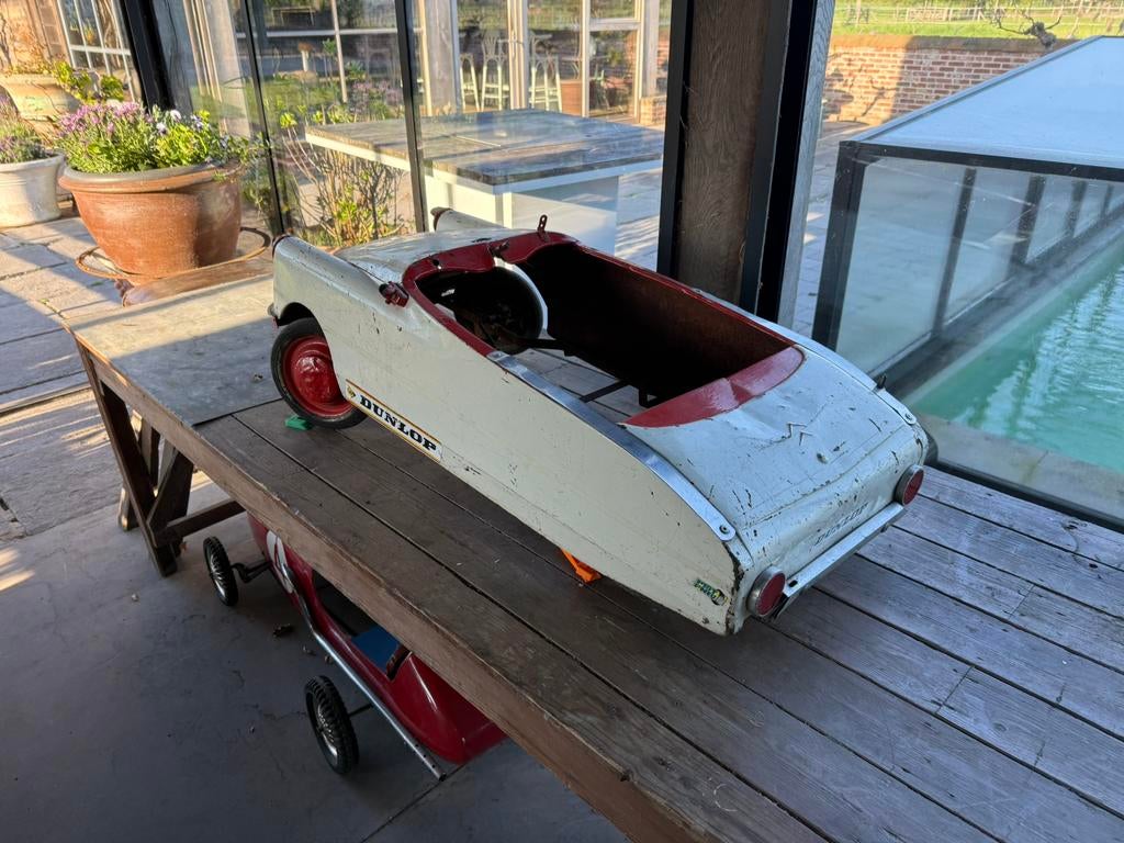 La griotte au citron, Antiquités & Art, Enlèvement