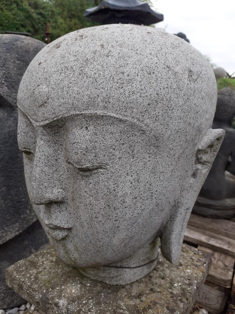 SUPERBE TETE DE MOINE SHAOLIN EN PIERRE BLEUE ( H 33 cm ), Jardin & Terrasse, Enlèvement, Comme neuf, Pierre, Bouddha