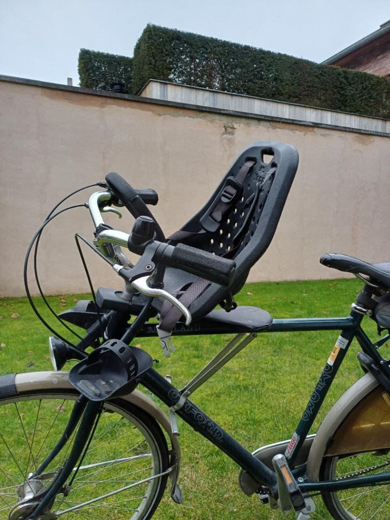 Fietsstoeltje vooraan, Ophalen, Voetsteuntjes, Yepp (Thule), Voorzitje