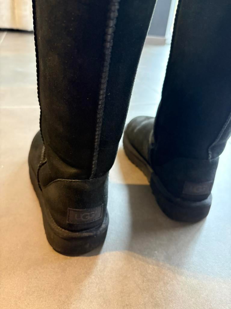 UGG-laarzen, Kleding | Dames, Ophalen, Zo goed als nieuw, Zwart