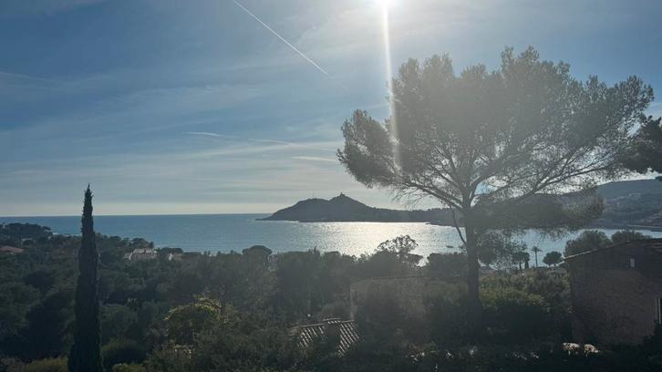 Superbe Vue Mer Côte d’Azur St Raphael, Immo, Étranger, France, Maison d'habitation, Ville, Ventes sans courtier