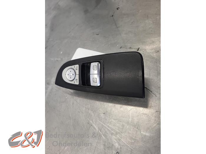 Elektrisch Raam Schakelaar van een Mercedes Vito, Gebruikt, -, Ophalen of Verzenden, -
