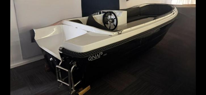 Sloep Qnap 480. Nieuw, Sports nautiques & Bateaux, Chaloupes, Neuf, 3 à 6 mètres, Sans moteur, Polyester, Enlèvement ou Envoi