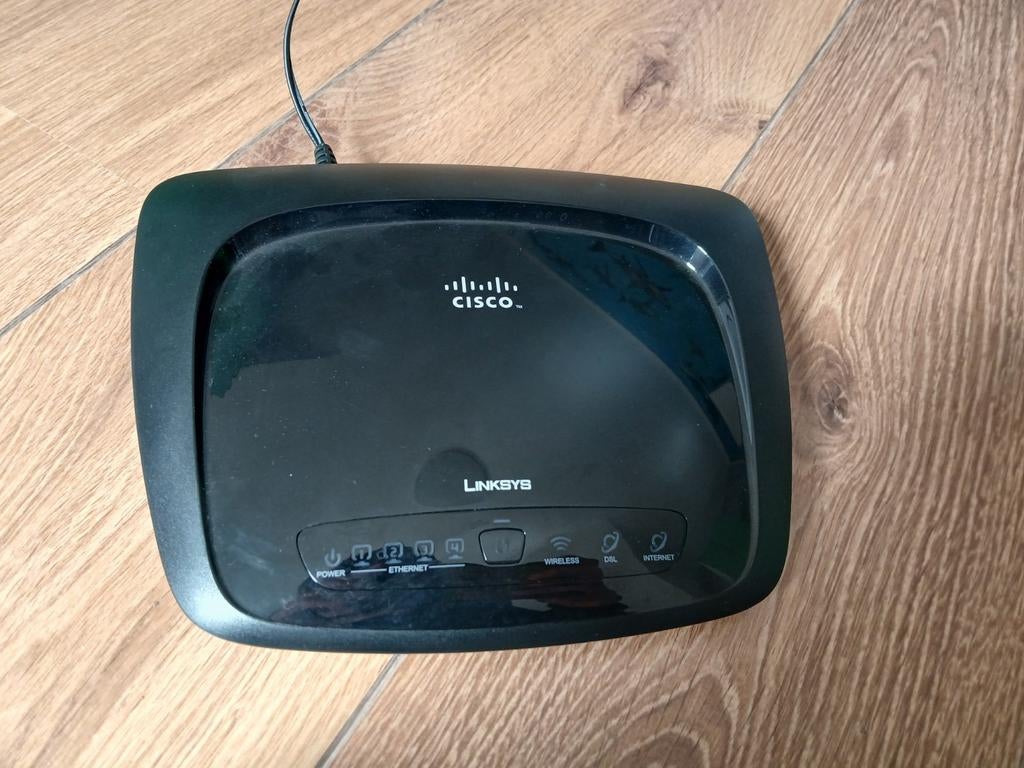 Linksys cisco router, Computers en Software, Routers en Modems, Ophalen, Gebruikt, Router, Cisco Linksys