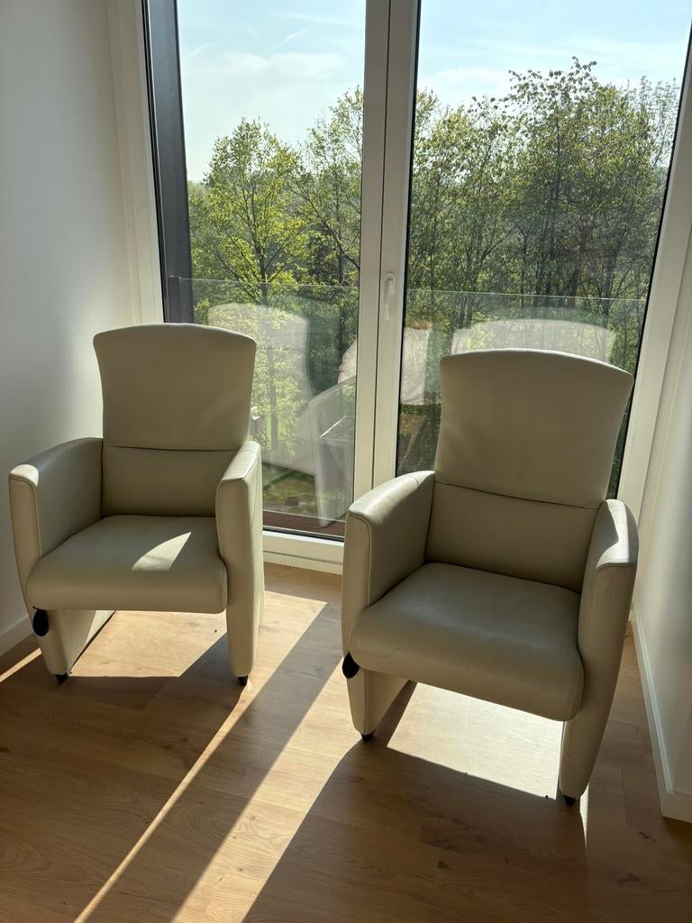 2 beige zetels / fauteuils – modern & comfortabe, Huis en Inrichting, Fauteuils, Zo goed als nieuw, Ophalen