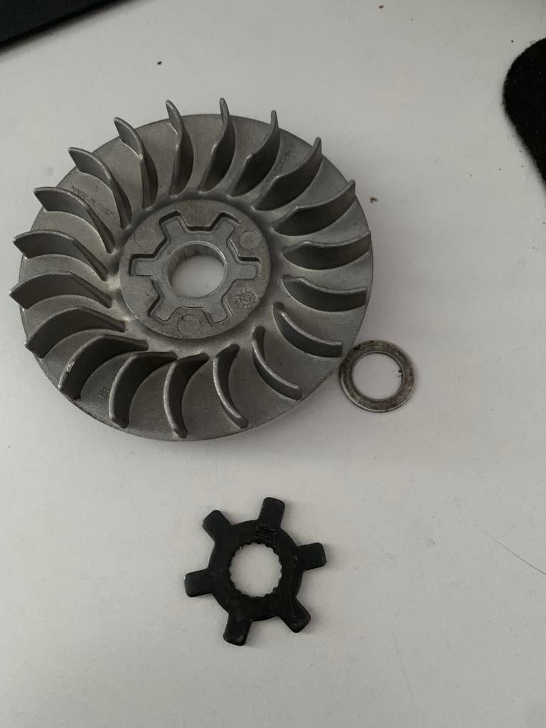 Joue fixe Malossi NEUVE pour Minarelli (YAMAHA, CHINOIS 2T), Enlèvement ou Envoi, Neuf, Autres types, Yamaha