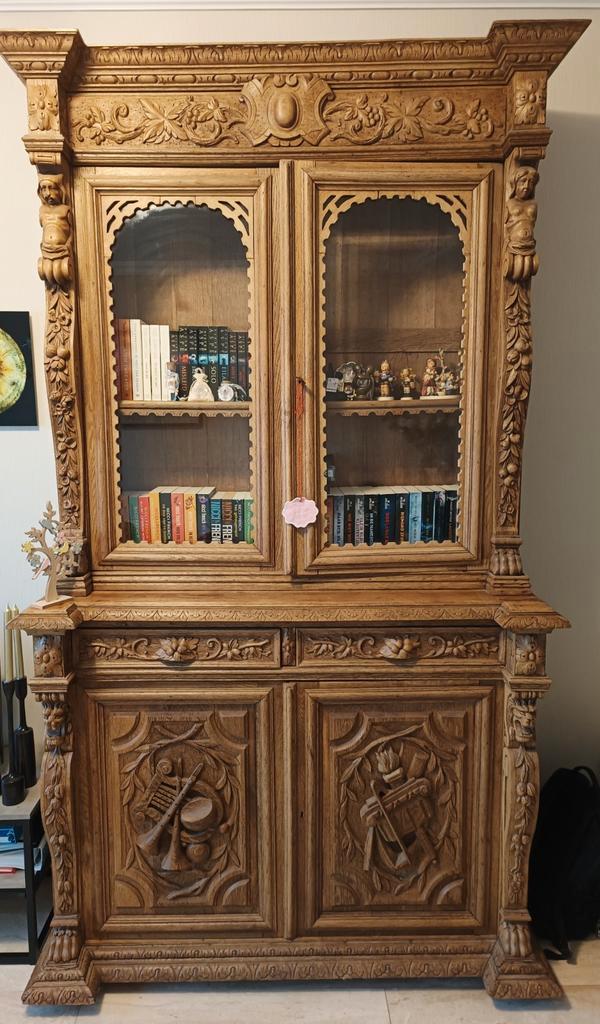 Houten kast te koop., Huis en Inrichting, Kasten | Dressoirs, Gebruikt, 100 tot 150 cm, 50 tot 75 cm, Met deur(en), Met plank(en)