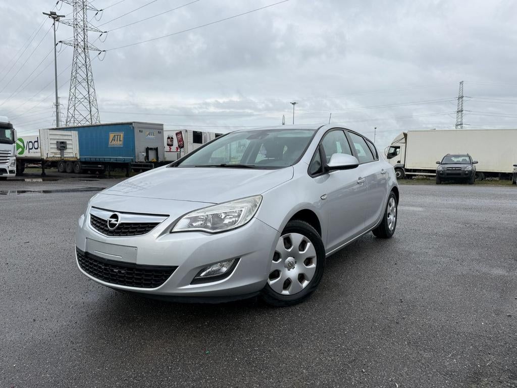 Opel Astra 2010 1.4 essence 159000 km AC, Auto's, Euro 5, Airbags, Handgeschakeld, 5 deurs