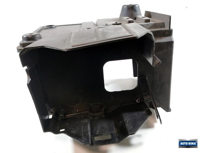 Boîtier de batterie d'un Volvo V50, -, 3 mois de garantie, -, -