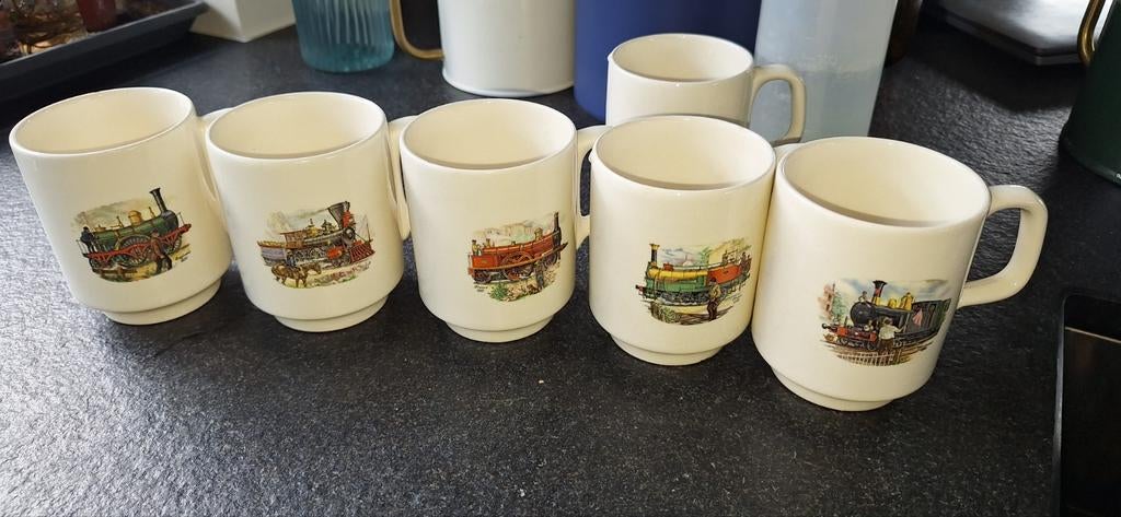 Vintage koffie mokken  stoomlocomotief (6 stuks), Ophalen