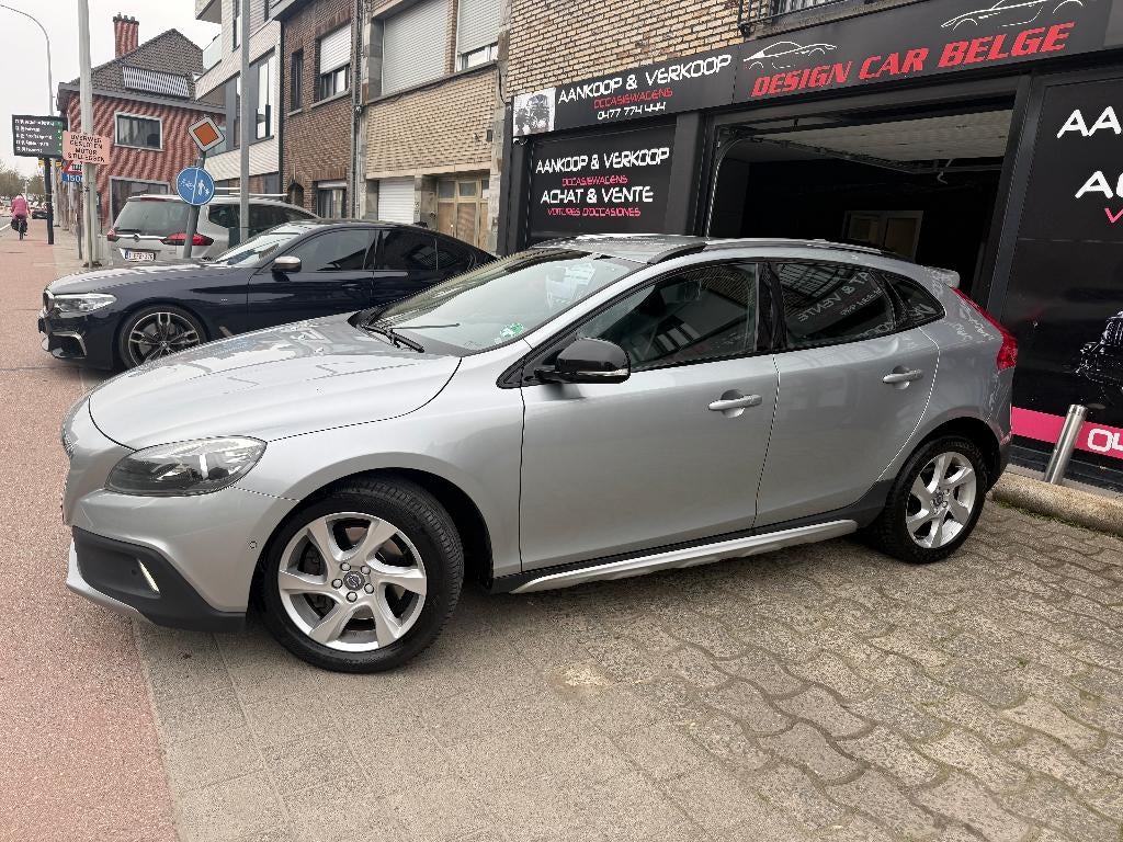 V40 Cross Country T4 190 pk AWD 4x4 benzine volledige opties, Auto's, Volvo, Parkeersensor, Leder, Bedrijf, Handgeschakeld