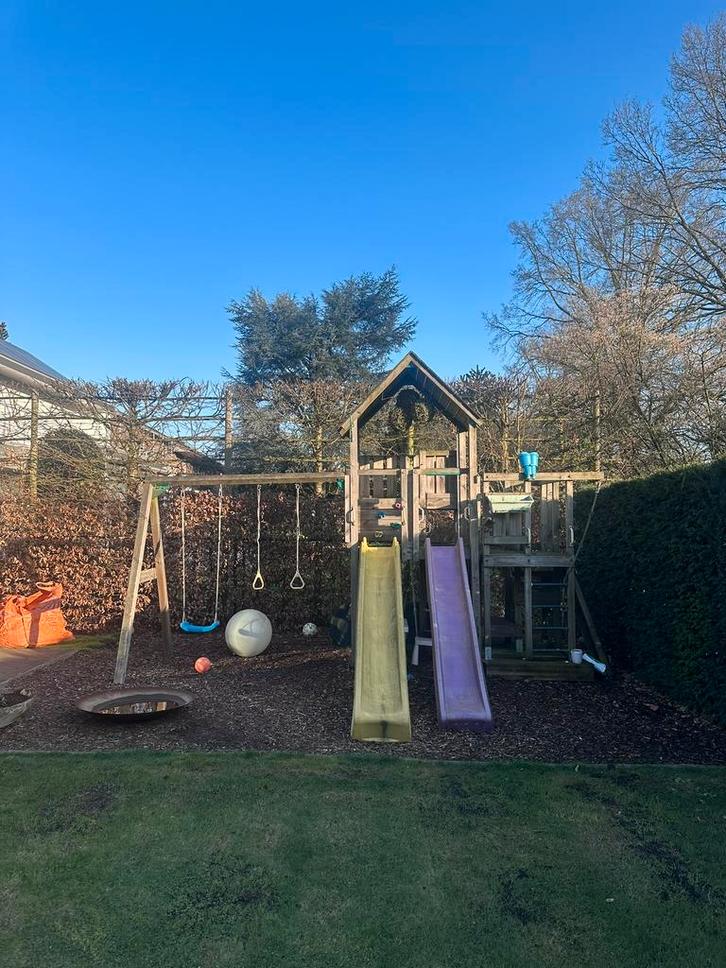 Speeltuig met huisje, keuken, glijbanen en schommel, Enfants & Bébés, Jouets | Extérieur | Aires de jeux, Utilisé, Toboggan, Mur d'escalade