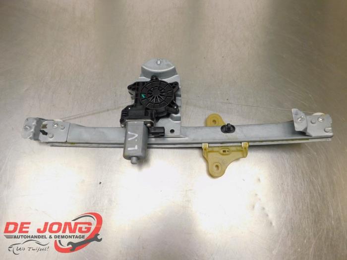 Mécanique vitre 4portes avant gauche d'un Renault Clio, Renault, -, 3 mois de garantie, Utilisé