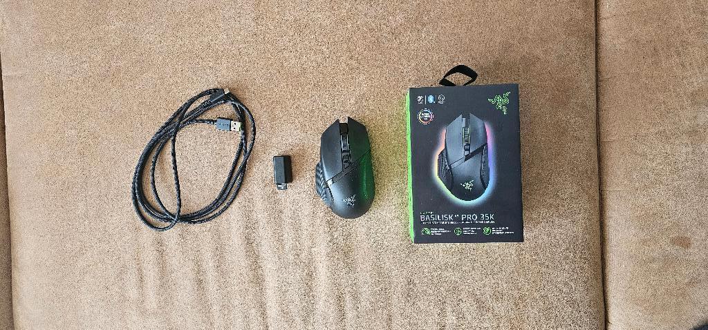 Razer Basilisk Pro 35K (draadloos), Computers en Software, Muizen, Rechtshandig, Muis, Nieuw, Ophalen of Verzenden