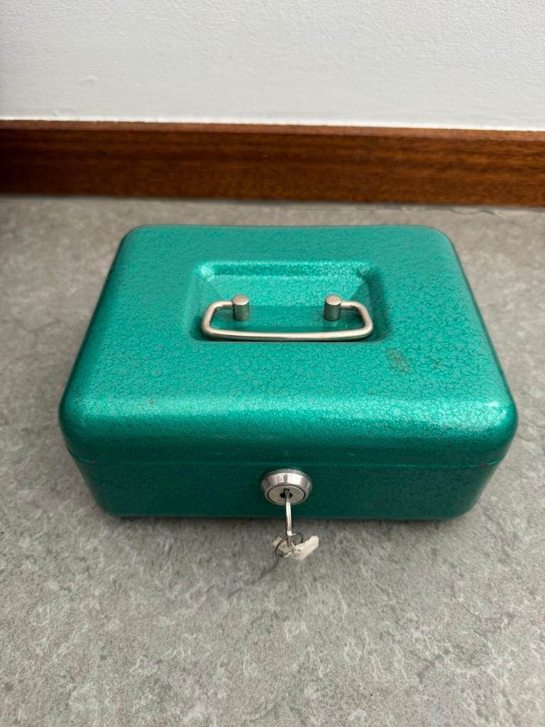 Geldkist met sleutel, Collections, Tirelires, Enlèvement ou Envoi, Comme neuf