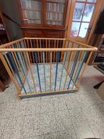 PARC BÉBÉ / ENFANT GEUTHER, Ophalen, Zo goed als nieuw, Vierkant, Wieltjes