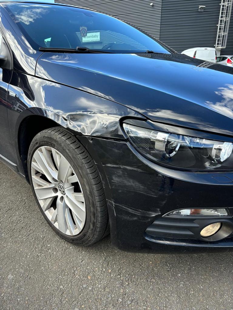 Volkswagen scirocco 1400 tsi clim 6 vit petit frais, Auto's, Volkswagen, Particulier, Scirocco, ABS, Airbags, Airconditioning
