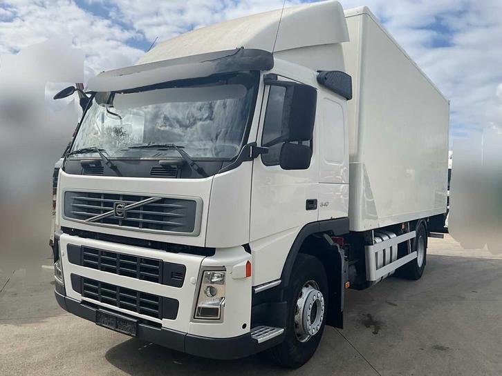 Volvo FM Télésiège arrière hydraulique 2010 - Climatisat, Autos, Camions, Entreprise, Volvo, Autres carburants, Euro 4