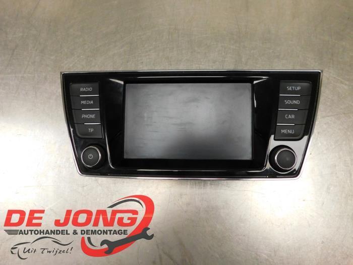 Navigatie Display van een Skoda Fabia, Auto-onderdelen, Elektronica en Kabels, Skoda, Gebruikt, 3 maanden garantie, Ophalen of Verzenden