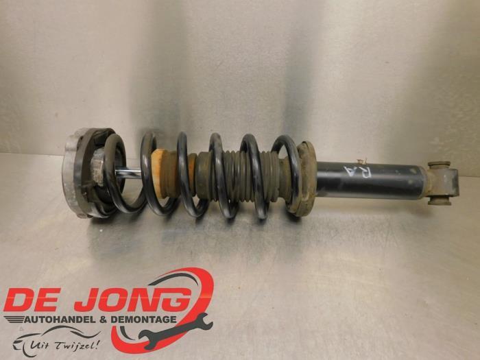 Amortisseur arrière droit d'un BMW X3, Autos : Pièces & Accessoires, Suspension & Châssis, BMW, Utilisé, 3 mois de garantie, Enlèvement ou Envoi