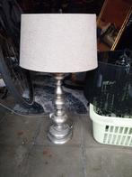 Mooi tinnen lamp, Enlèvement