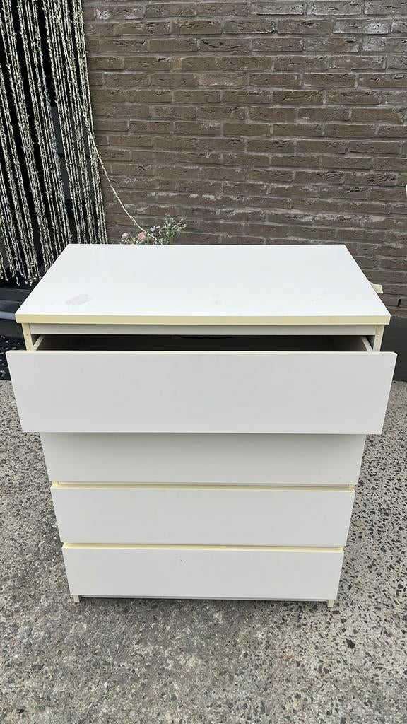 Gratis ladekast, Ophalen, Zo goed als nieuw