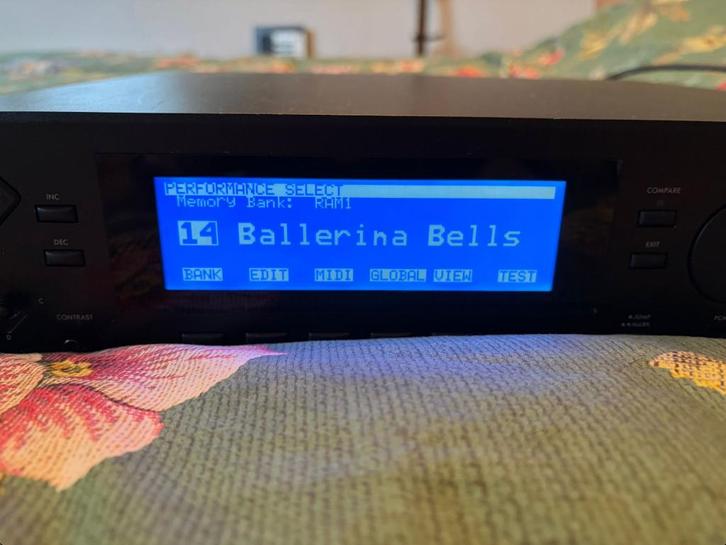 Korg Wavestation A/D, Muziek en Instrumenten, Synthesizers, Korg, Ophalen