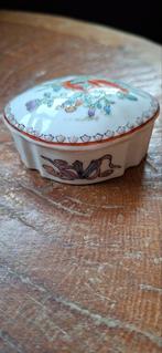 Boîte à bijoux en porcelaine japonaise ancienne, Antiquités & Art, Enlèvement ou Envoi