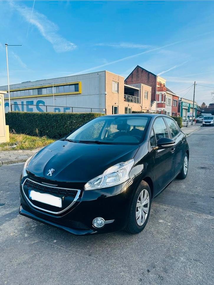 PEUGEOT 208 1.2i | seulement 55 000 km, Autos, Peugeot, Entreprise, Achat, ABS, Airbags, Air conditionné, Bluetooth, Ordinateur de bord