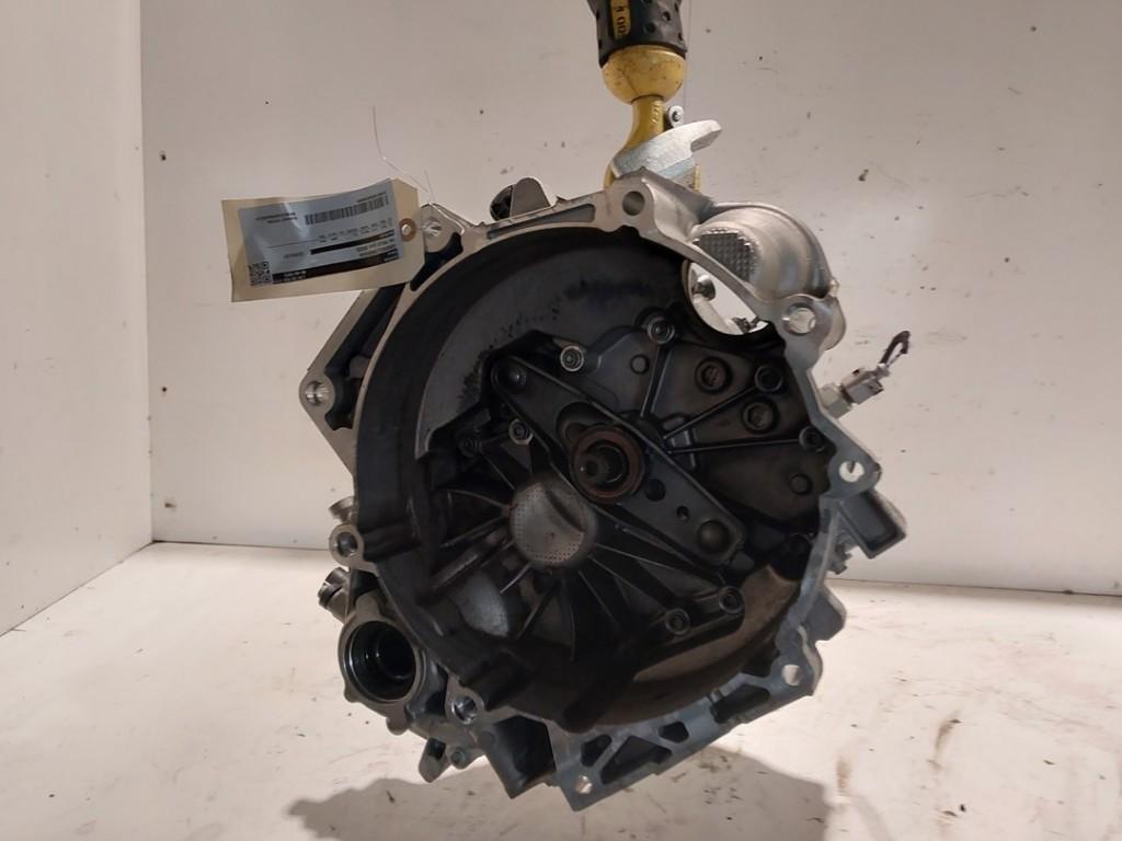 BOITE DE VITESSES MANUELLE Volkswagen Polo VI (AW1), Dhr. J. Ham, Volkswagen, Administratie@autoham.nl, Utilisé