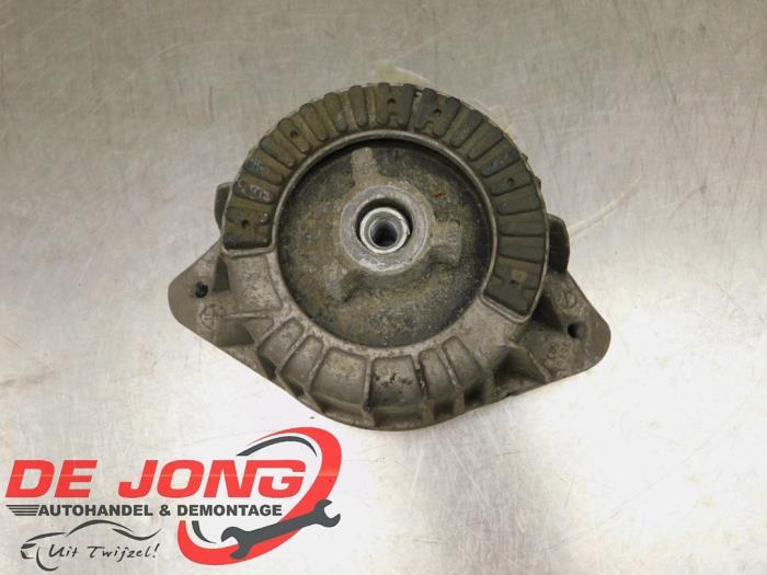Support moteur d'un Mercedes C-Klasse, 3 mois de garantie, Utilisé, -, -