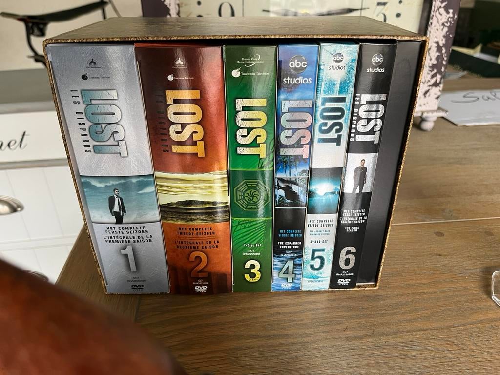 Complete Dvd Box Lost, CD & DVD, DVD | TV & Séries télévisées, Action et Aventure, Coffret, Comme neuf, Enlèvement