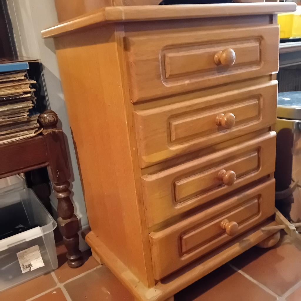 Ladenkastje klein, Ophalen