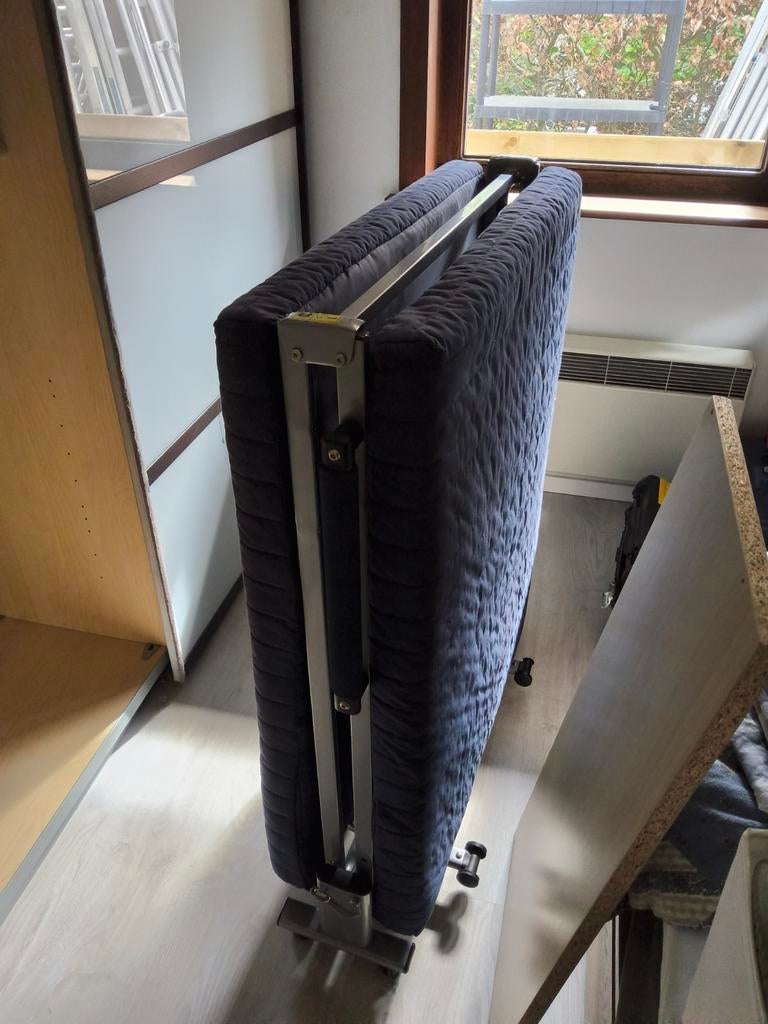 Gratis logeerbed. Op te halen Willebroek, Ophalen